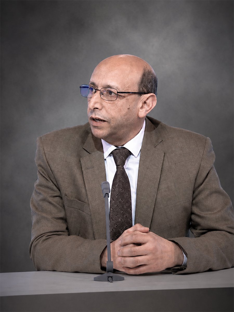 الكاتب عبد الهادي مزراري